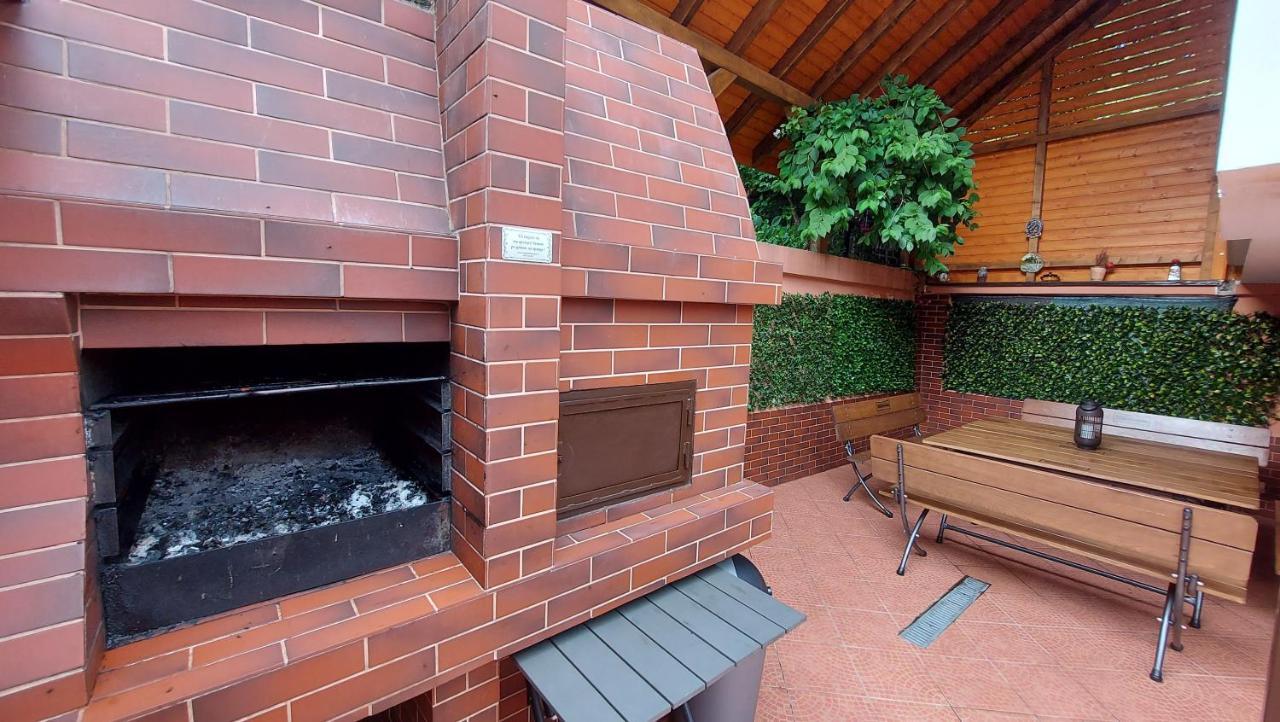 Casa Giulia Hotell Băile Olăneşti Exteriör bild