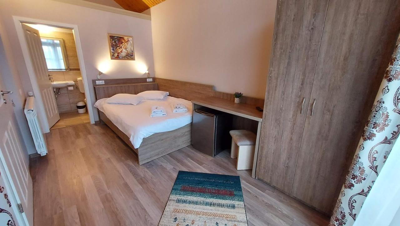 Casa Giulia Hotell Băile Olăneşti Exteriör bild