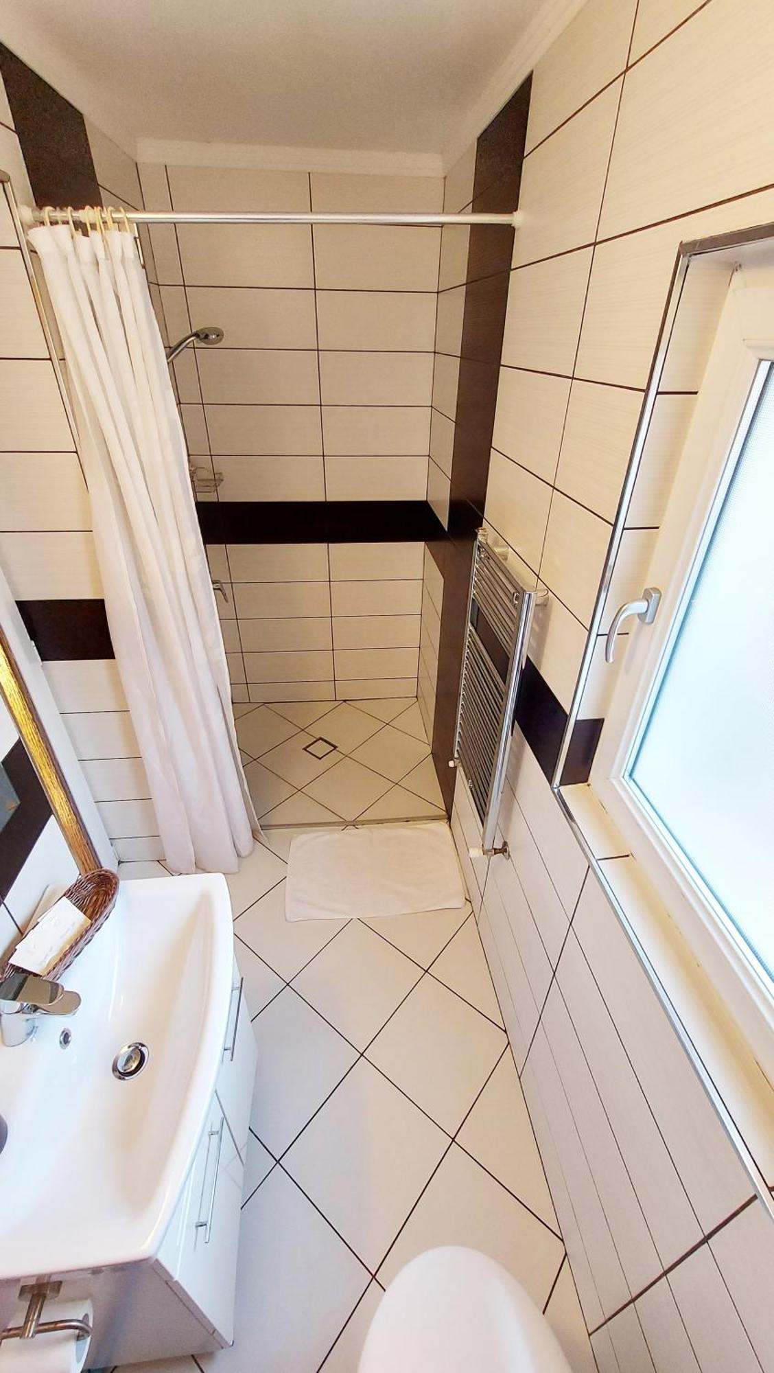 Casa Giulia Hotell Băile Olăneşti Rum bild
