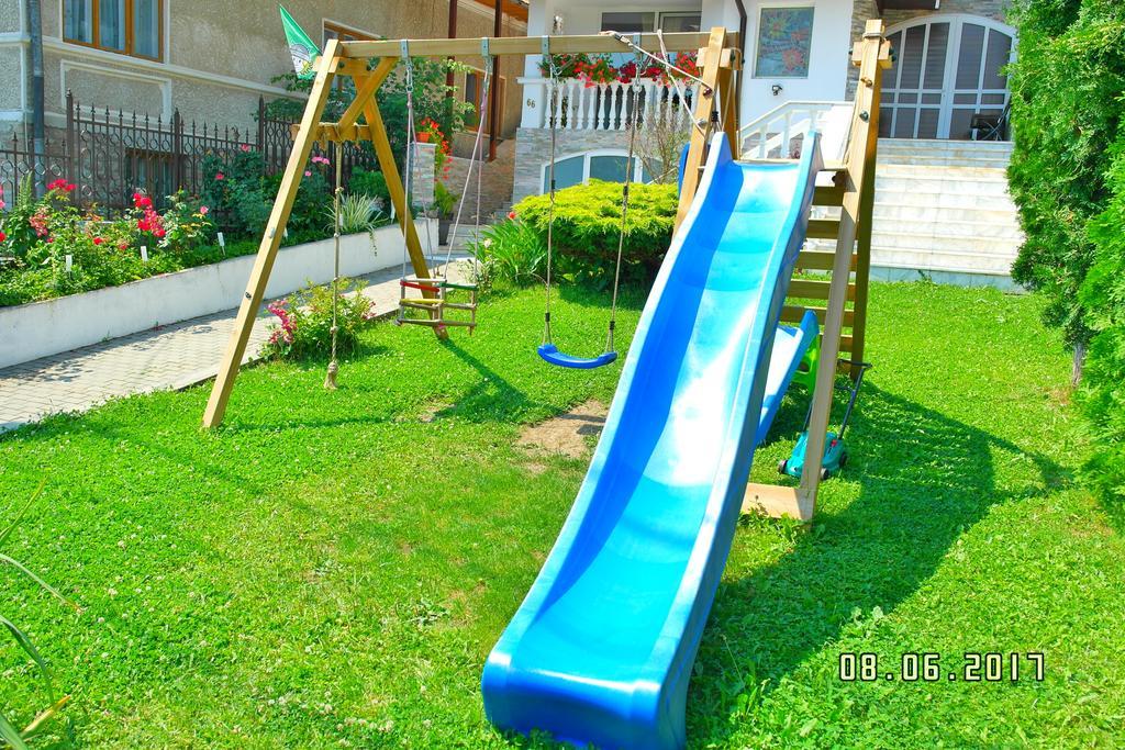 Casa Giulia Hotell Băile Olăneşti Exteriör bild